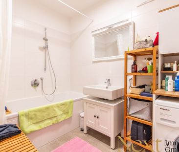 Zentrale 2-Zimmer-Wohnung mit idealer Raumaufteilung und Freifläche... - Foto 1