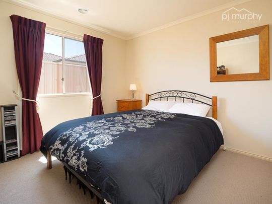 21 Innisbrook Avenue, Wodonga VIC 3690 - House For Rent | Domain - Photo 1