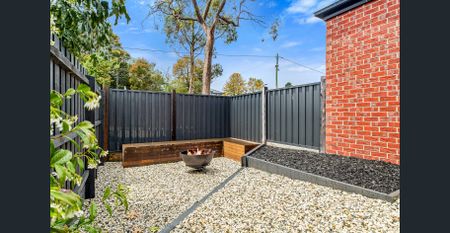 4 Bedroom + Study Family Home – Modern and Spacious - Photo 5