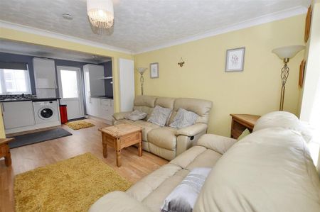 2 bedroom cottage to rent - Photo 4