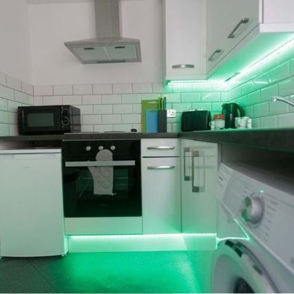 Bayswater Place, Leeds - Photo 1