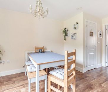 2 bedroom semi-detached house to rent - Photo 2