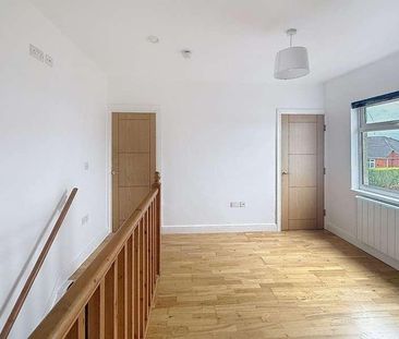 First Floor Flat, Old Butt Lane, Talke, Stoke-on-trent, ST7 - Photo 2