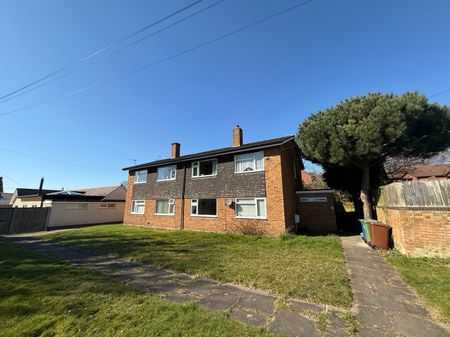 Boston Close, Heath Hayes, WS12 2SN, Cannock - Photo 4