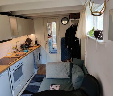 Rönnbärsvägen, Älta - Photo 1