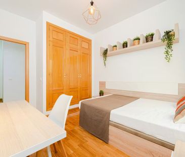 Calle de O'Donnell, Madrid, Community of Madrid 28009 - Photo 5