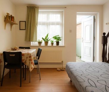 1 bedroom maisonette to rent - Photo 1