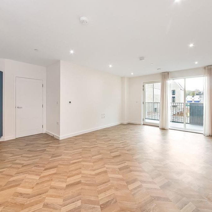 3 bedroom flat to rent - Photo 1