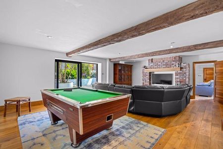 5 bedroom barn conversion to rent - Photo 2