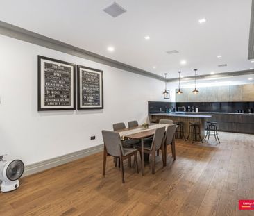 St. Pauls Crescent, London, NW1 - Photo 2