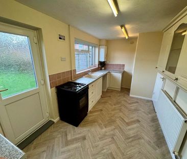 3 bedroom terraced house to rent - Photo 5