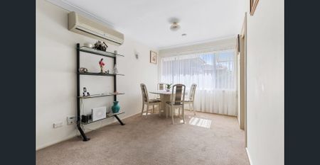 Family Home in Quiet Cul-de-Sac | Walk to Darcy Road Public School - Photo 5