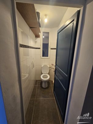 Appartement entièrement rénové de 2 Chambres 71m2 proche gare - Photo 1