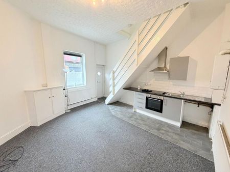 1 bedroom terraced house to rent - Photo 2