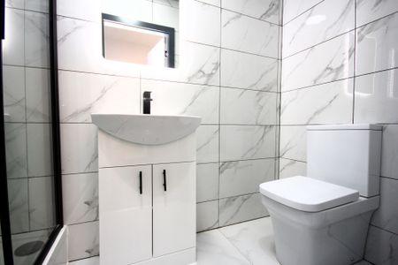 70 Wellfield Road, Preston - Photo 3