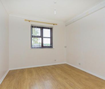 1 bedroom ground floor flat to rent - Photo 6