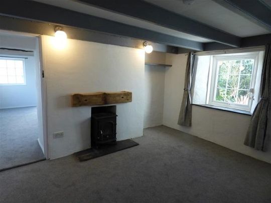 3 bedroom semi-detached house to rent - Photo 1