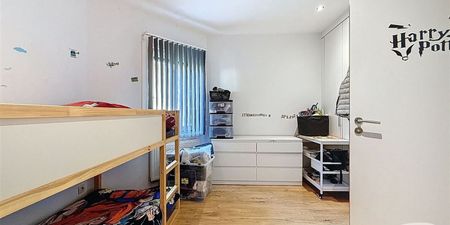 Appartement te huur in Flémalle-Haute voor € 850 met 2 slaapkamers - Foto 4