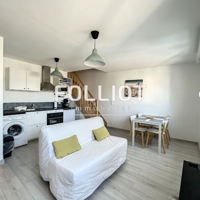 A LOUER - Appartement meublï¿½ en duplex - "bail ï¿½tudiant 9 mois" - Donville les Bains - Photo 1