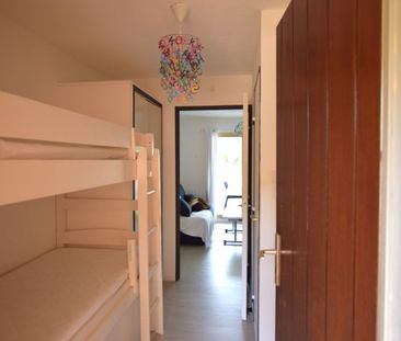 Appartement Studio T1 rénové - SIX-FOURS-LES-PLAGES, secteur Coudou... - Photo 2