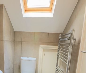 Lower Addiscombe Road, Croydon, CR0 - Photo 2