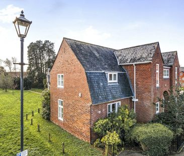 Fleming Way, Exeter, Devon, EX2 - Photo 2