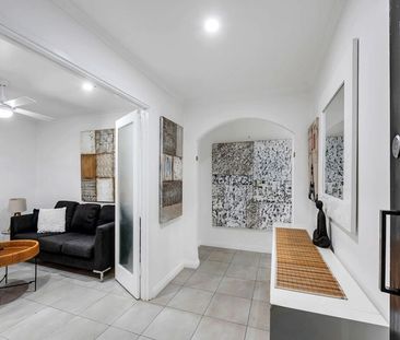 Fully Furnished 3-Bedroom Home in Prime Klemzig Location - Photo 3