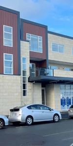 3 Bedroom Apartment in Frankton - Photo 4