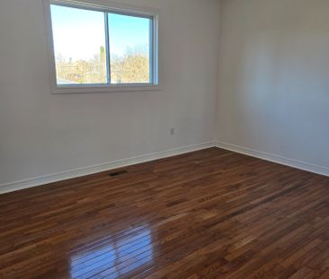 For Lease - 17 Iveagh Drive, Georgina, Ontario - Photo 4