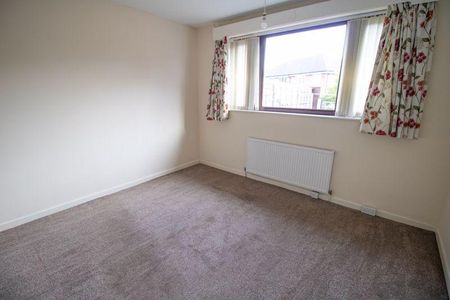 2 bedroom detached bungalow to rent - Photo 3