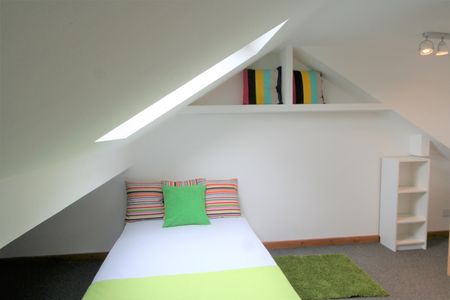 7 Bed Terraced House, Brailsford Road, M14 - Photo 4