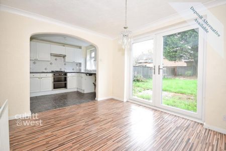 3 bedroom terraced house to rent - Photo 2