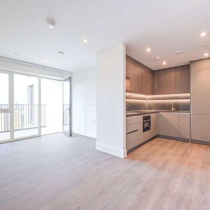 Studio to rent - Photo 1