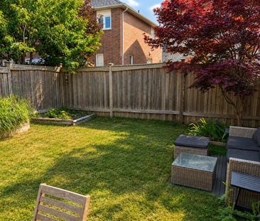 For Lease - 21 Heritage Hollow Estate Street, Richmond Hill, Ontario - Photo 6