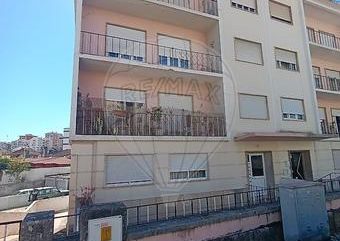 Apartamento T4 em Coimbra