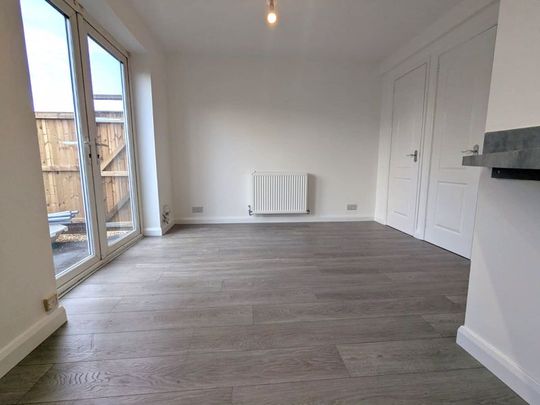 Leven Close, Gloucester - Photo 1