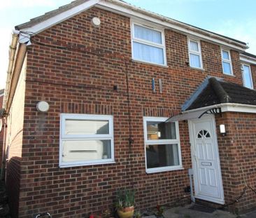 2 bedroom ground floor flat to rent - Photo 6