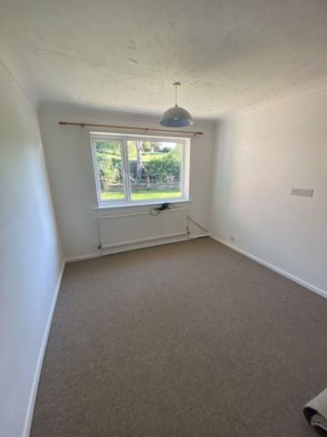 3 bedroom bungalow to rent - Photo 4