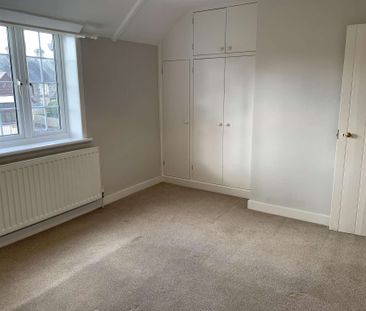 Three bedroom semi-detached property in a village location. Pets co... - Photo 4