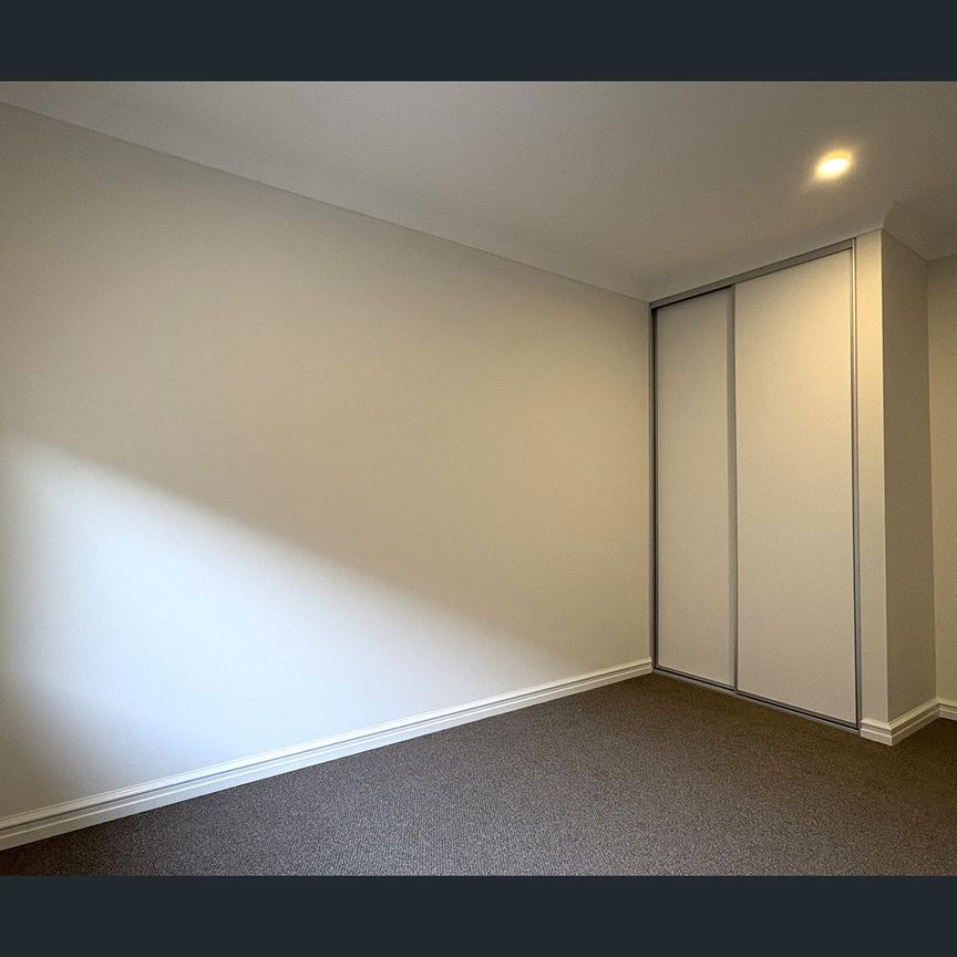 20 Chicopee Way, Wellard, WA 6170 - Photo 1