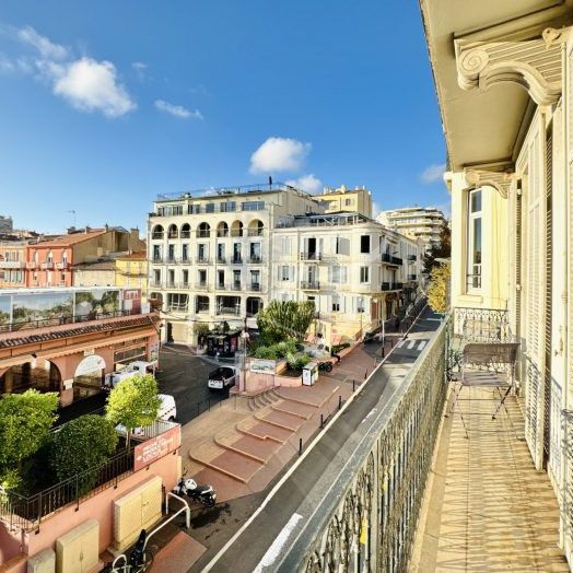 STUDIO MEUBLÉ BALCON - MARCHÉ FORVILLE - Photo 1