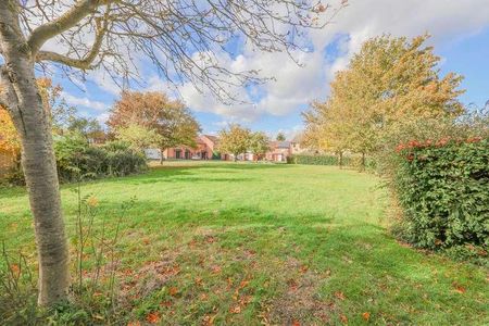 Villiers Place, Boreham, Cm, CM3 - Photo 5