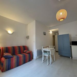 Location Appartement 1 pièce Meublé 19m² BLOIS 41000 - Photo 2