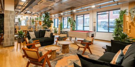 Deluxe Townhouse - Photo 4