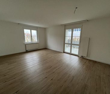 Attraktive Familienwohnung in Seenähe - Photo 1