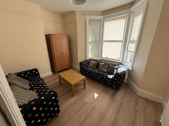 Guildford Place Flatshare, Newcastle Upon Tyne - Photo 1