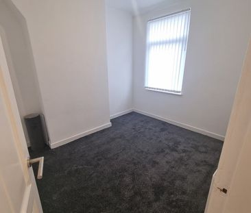 2 Bed Terraced House, Grantham Street, L6 - Photo 5