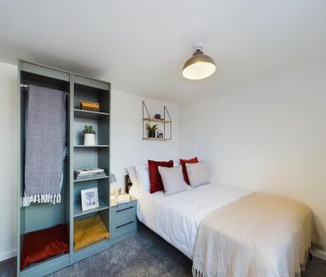 1 bedroom in a house share to rent - Photo 4