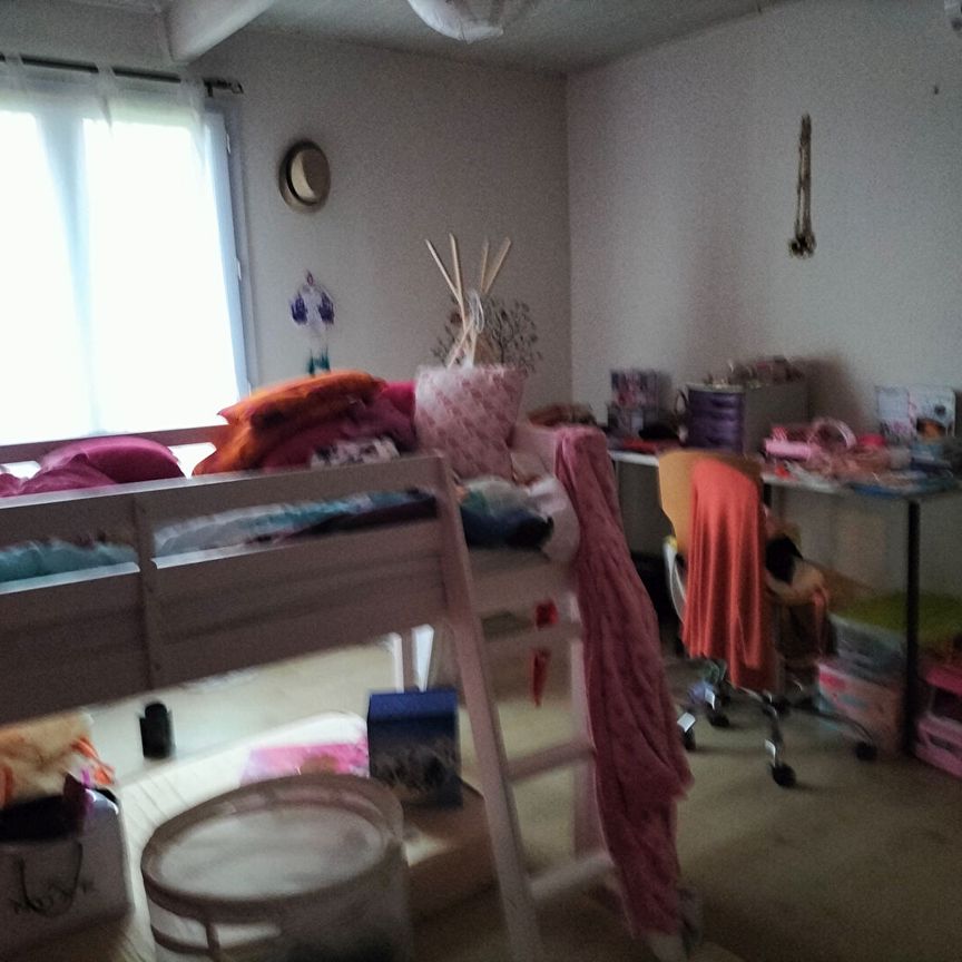 Location Maison 5 pièces 130m² - Photo 1