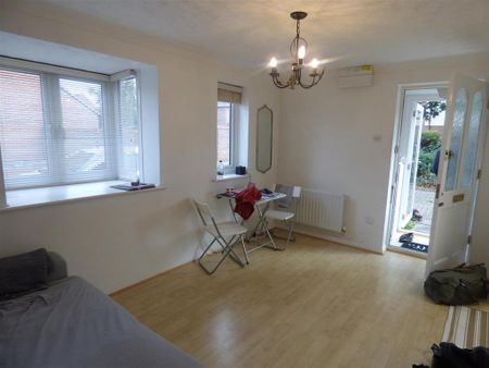 1 bedroom end of terrace house to rent - Photo 4